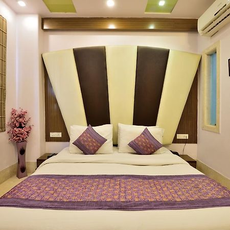 Hotel Taksh Inn Delhi  Luaran gambar