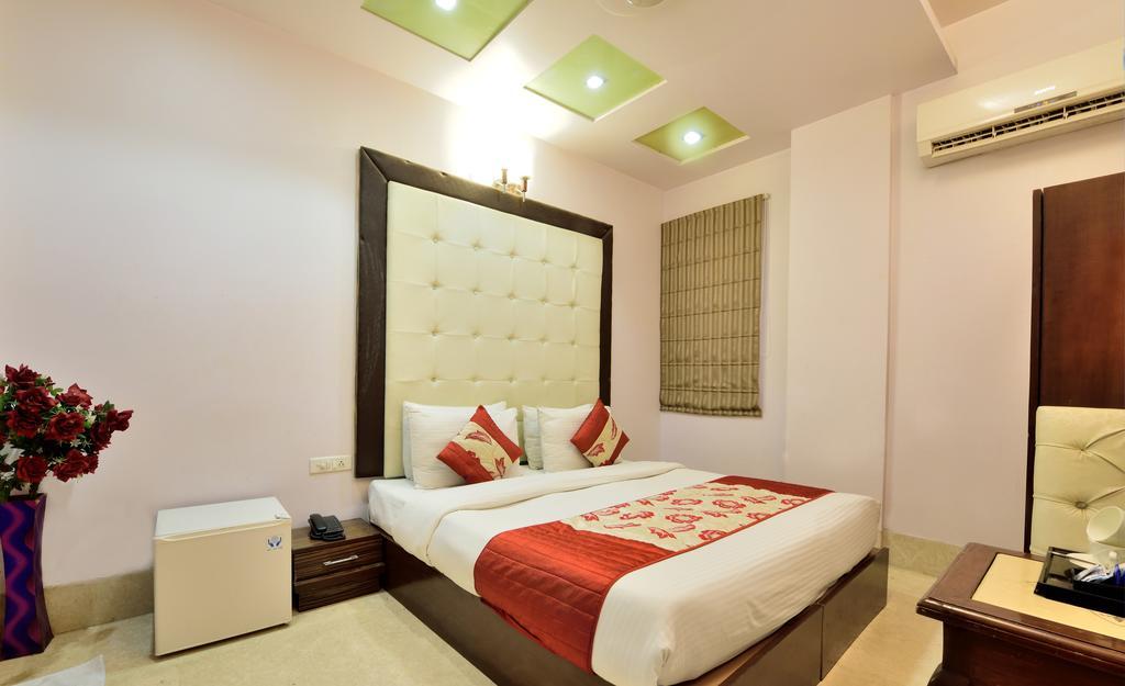 Hotel Taksh Inn Delhi  Luaran gambar