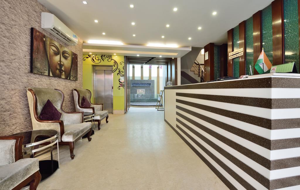Hotel Taksh Inn Delhi  Luaran gambar