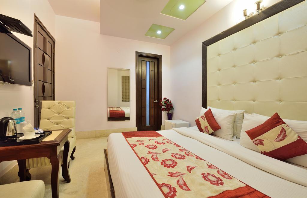 Hotel Taksh Inn Delhi  Luaran gambar