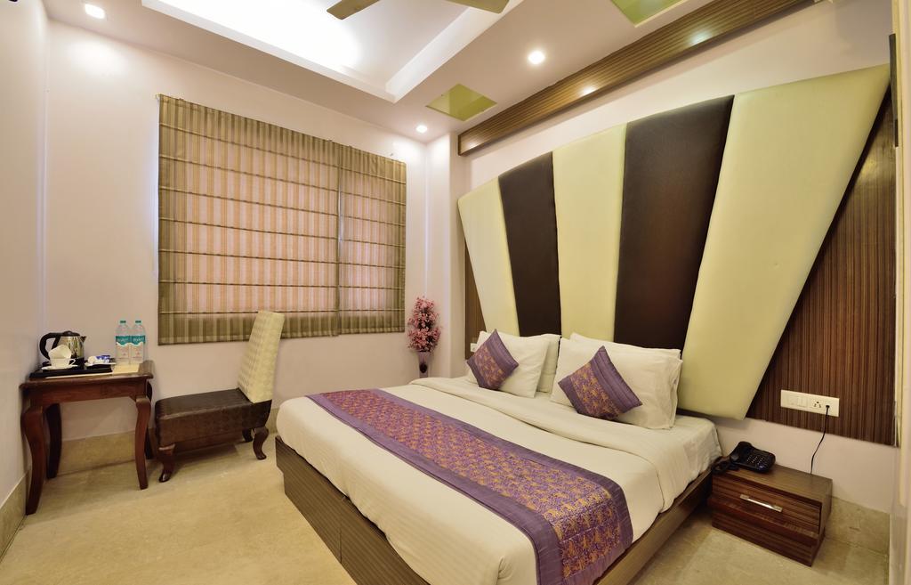 Hotel Taksh Inn Delhi  Luaran gambar